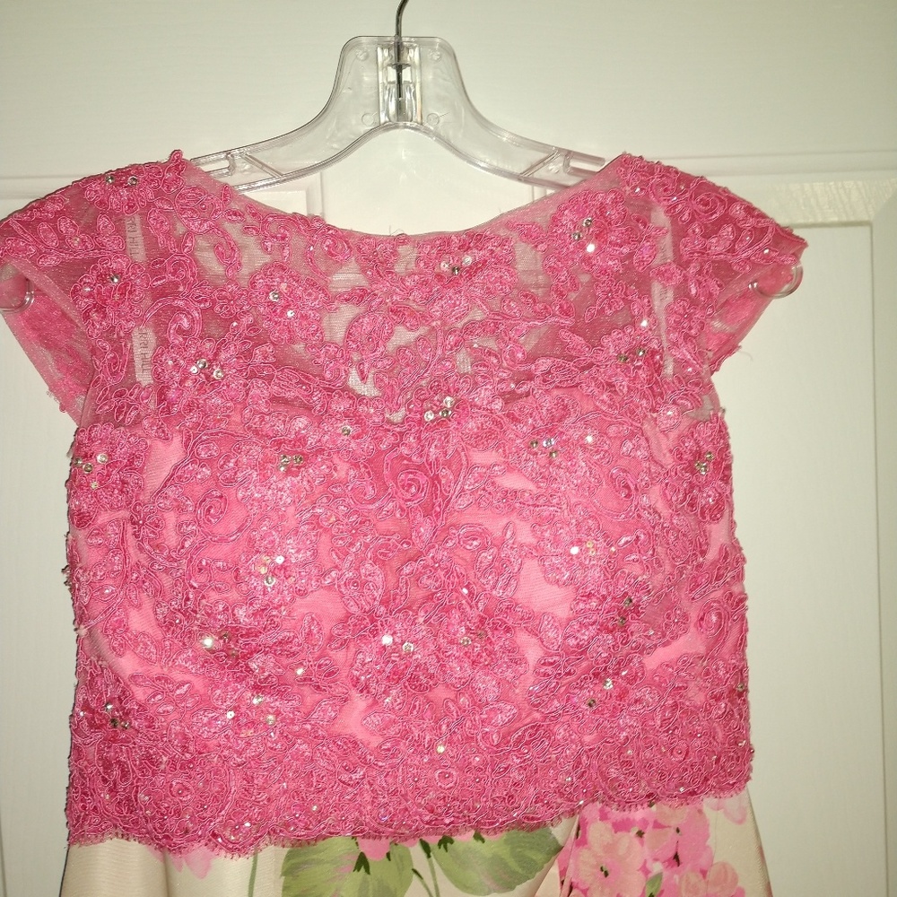 Prom Dress - Picture 3 of 6